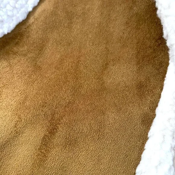 Old Navy Sherpa Lined Faux Suede Vest Womens Size L Cream Camel Brown Jacket - Picture 9 of 16